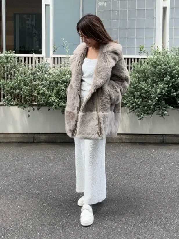 ORIGINATED IN GRACE CONTINENTAL yukimi yonee コーディネート画像