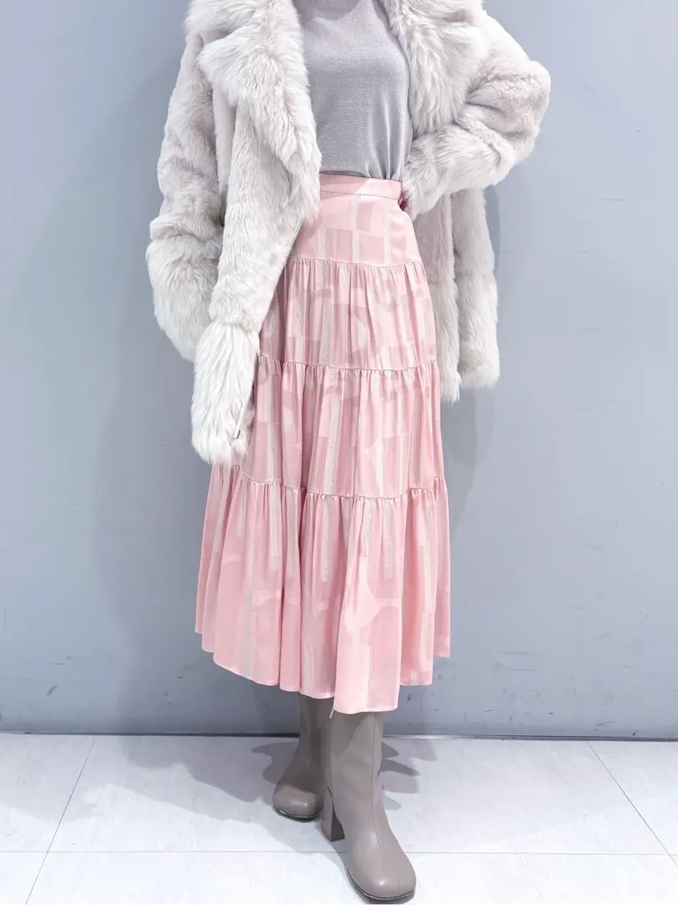 ORIGINATED IN GRACE CONTINENTAL yukimi yonee コーディネート画像