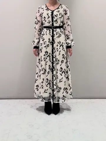 ORIGINATED IN GRACE CONTINENTAL Kanon コーディネート画像