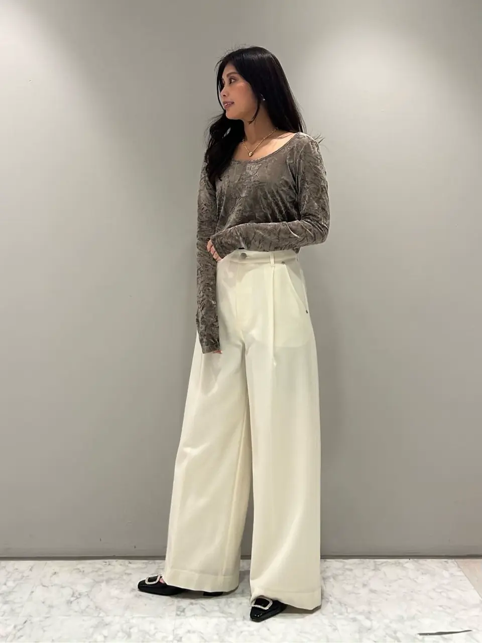 ORIGINATED IN GRACE CONTINENTAL 志田　悠 コーディネート画像