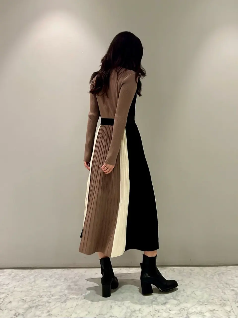 ORIGINATED IN GRACE CONTINENTAL 志田　悠 コーディネート画像