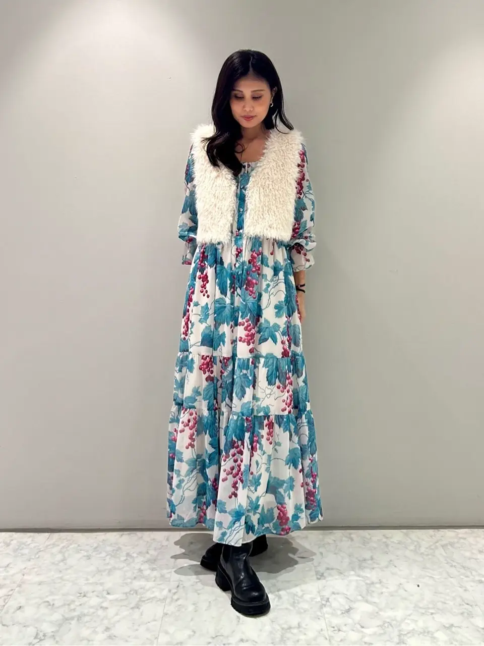 ORIGINATED IN GRACE CONTINENTAL 志田　悠 コーディネート画像