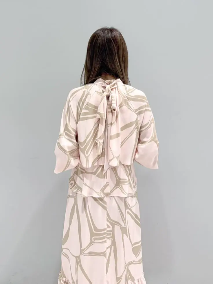 ORIGINATED IN GRACE CONTINENTAL yukimi yonee コーディネート画像