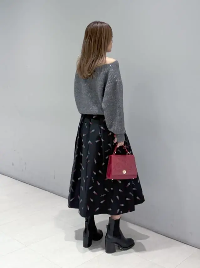 ORIGINATED IN GRACE CONTINENTAL yukimi yonee コーディネート画像