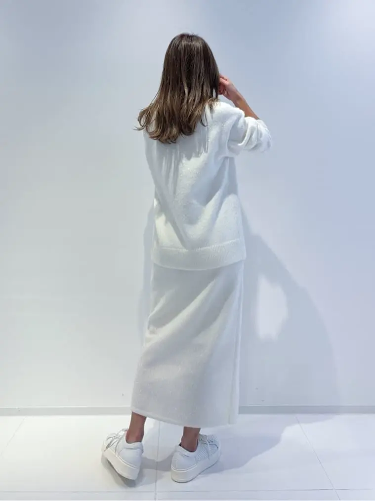 ORIGINATED IN GRACE CONTINENTAL yukimi yonee コーディネート画像