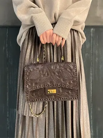 ORIGINATED IN GRACE CONTINENTAL 三浦　芙優 コーディネート画像