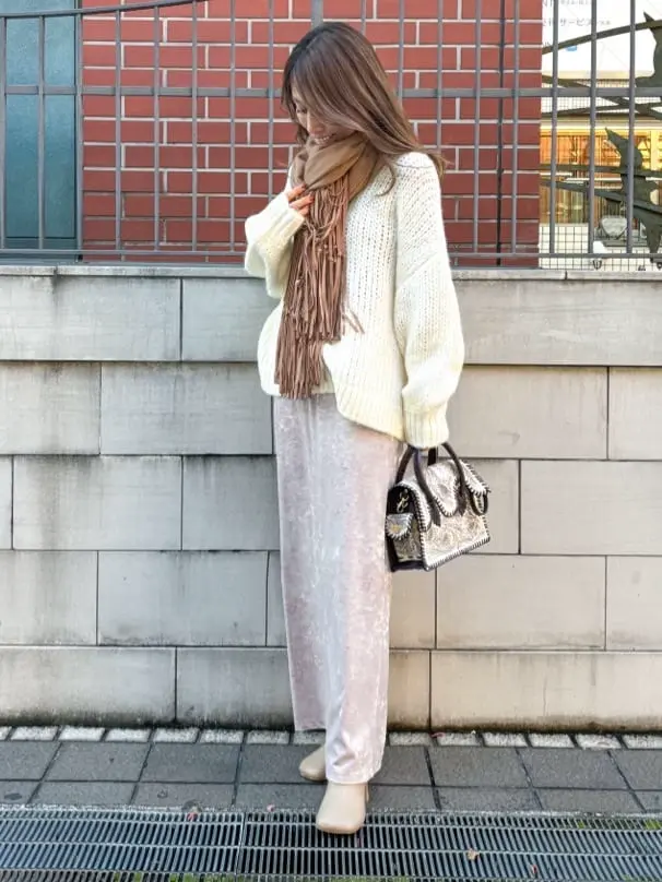 ORIGINATED IN GRACE CONTINENTAL yukimi yonee コーディネート画像