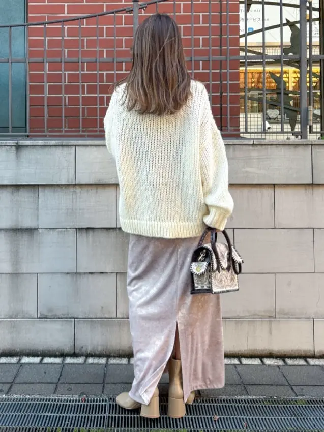 ORIGINATED IN GRACE CONTINENTAL yukimi yonee コーディネート画像