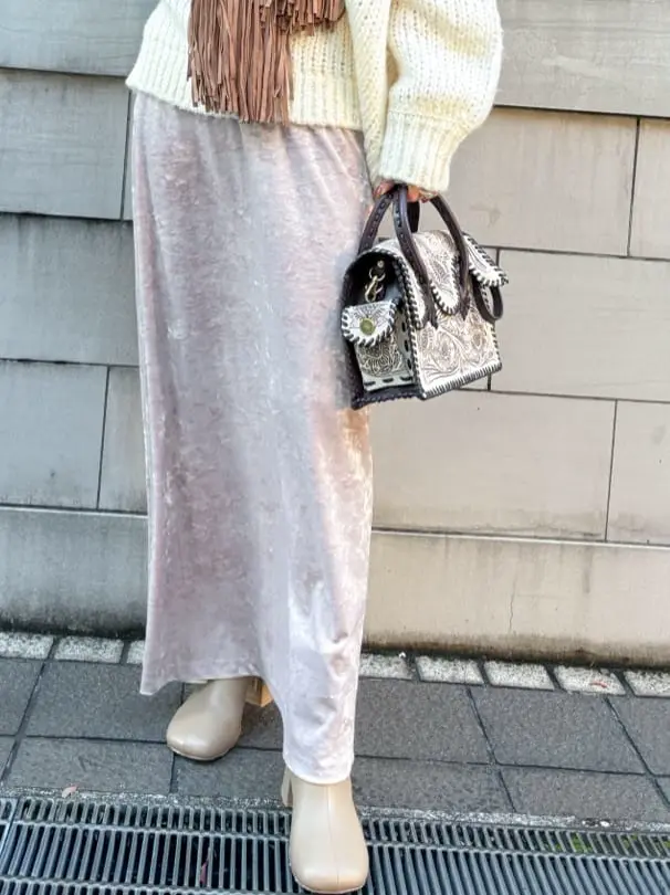 ORIGINATED IN GRACE CONTINENTAL yukimi yonee コーディネート画像