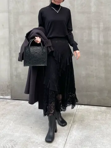 ORIGINATED IN GRACE CONTINENTAL 三浦　芙優 コーディネート画像