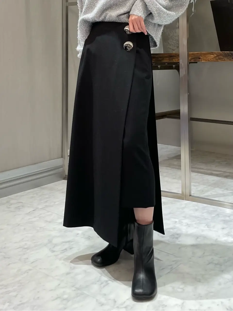 ORIGINATED IN GRACE CONTINENTAL 三浦　芙優 コーディネート画像