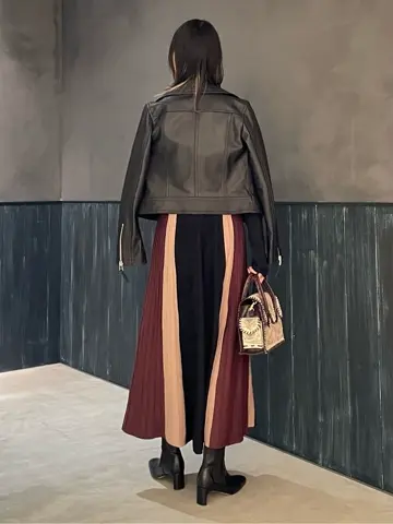 ORIGINATED IN GRACE CONTINENTAL 三浦　芙優 コーディネート画像