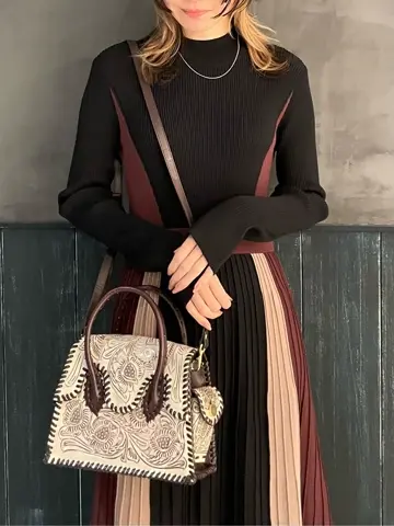 ORIGINATED IN GRACE CONTINENTAL 三浦　芙優 コーディネート画像