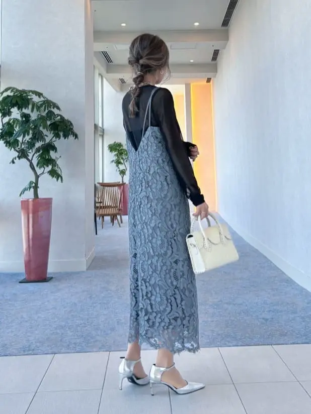 ORIGINATED IN GRACE CONTINENTAL yukimi yonee コーディネート画像