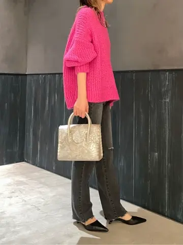 ORIGINATED IN GRACE CONTINENTAL 三浦　芙優 コーディネート画像