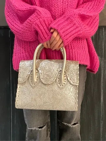 ORIGINATED IN GRACE CONTINENTAL 三浦　芙優 コーディネート画像