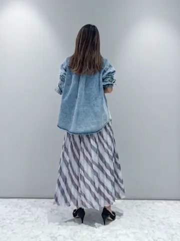 ORIGINATED IN GRACE CONTINENTAL yukimi yonee コーディネート画像