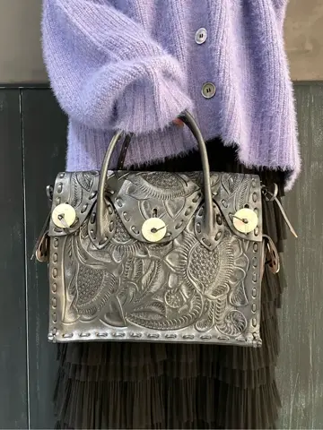 ORIGINATED IN GRACE CONTINENTAL 三浦　芙優 コーディネート画像