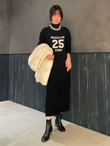 ORIGINATED IN GRACE CONTINENTAL 三浦　芙優 コーディネート画像