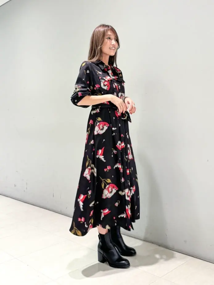 ORIGINATED IN GRACE CONTINENTAL yukimi yonee コーディネート画像