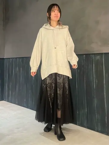 ORIGINATED IN GRACE CONTINENTAL 三浦　芙優 コーディネート画像