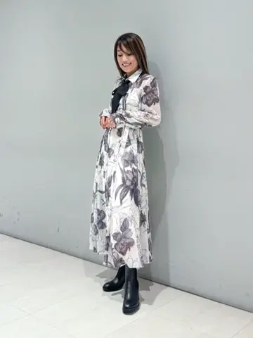 ORIGINATED IN GRACE CONTINENTAL yukimi yonee コーディネート画像