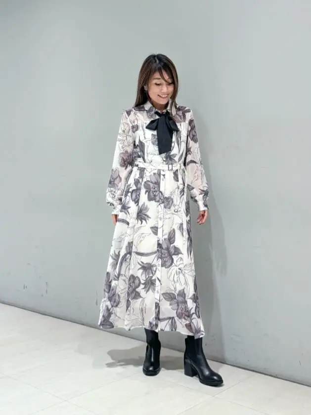 ORIGINATED IN GRACE CONTINENTAL yukimi yonee コーディネート画像