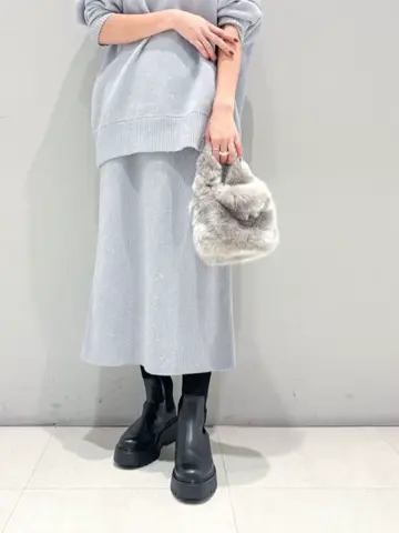 ORIGINATED IN GRACE CONTINENTAL yukimi yonee コーディネート画像