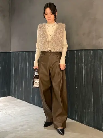 ORIGINATED IN GRACE CONTINENTAL 三浦　芙優 コーディネート画像