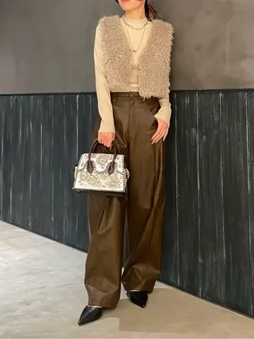 ORIGINATED IN GRACE CONTINENTAL 三浦　芙優 コーディネート画像