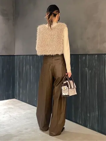 ORIGINATED IN GRACE CONTINENTAL 三浦　芙優 コーディネート画像