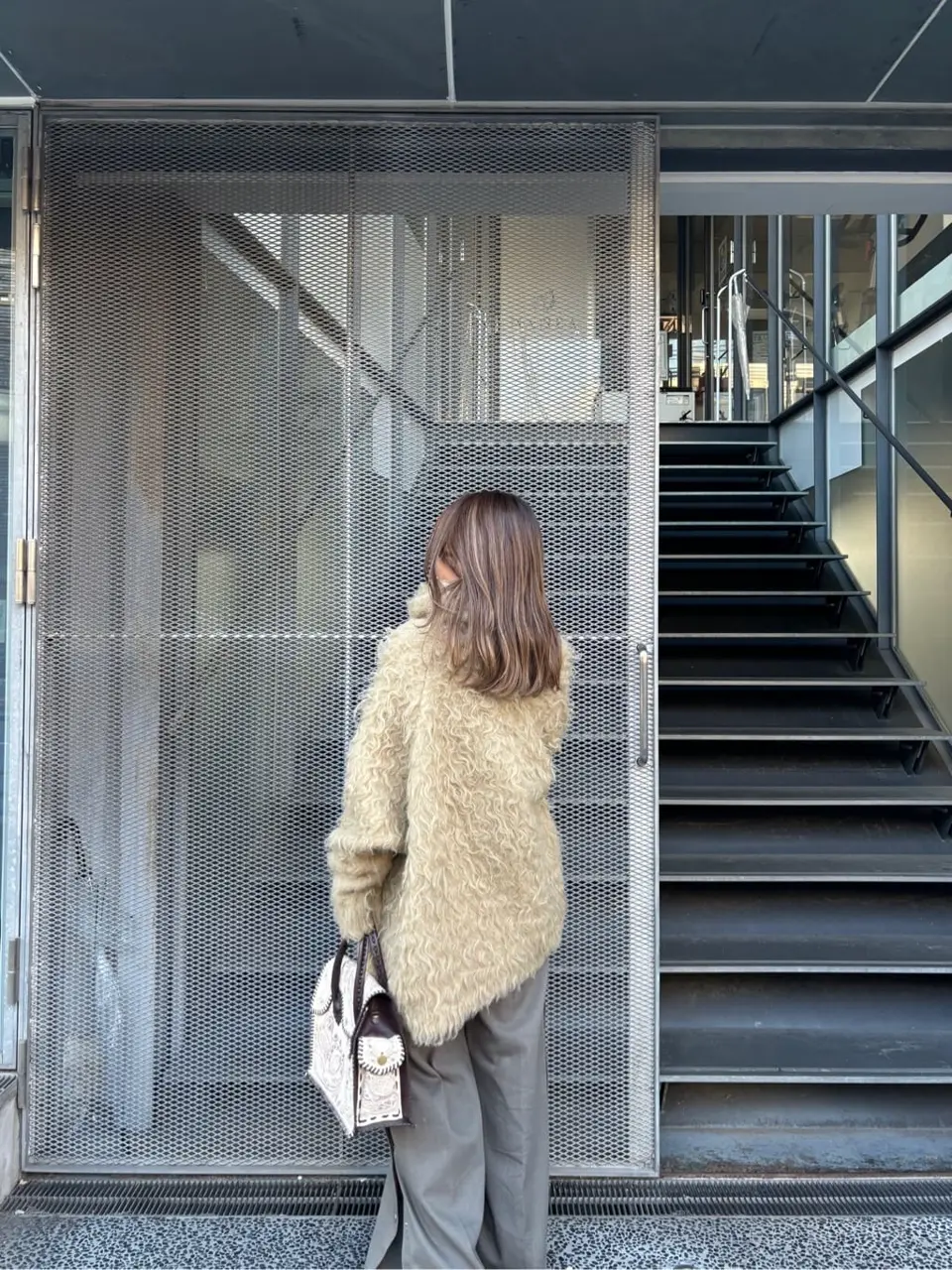 ORIGINATED IN GRACE CONTINENTAL yukimi yonee コーディネート画像