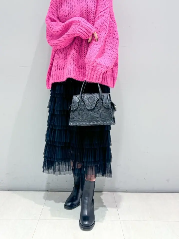 ORIGINATED IN GRACE CONTINENTAL yukimi yonee コーディネート画像