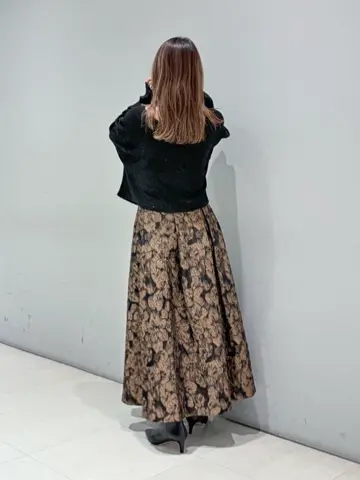 ORIGINATED IN GRACE CONTINENTAL yukimi yonee コーディネート画像