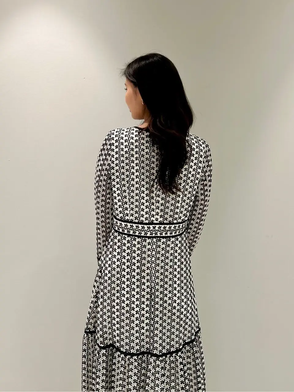 ORIGINATED IN GRACE CONTINENTAL 志田　悠 コーディネート画像