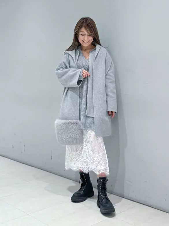 ORIGINATED IN GRACE CONTINENTAL yukimi yonee コーディネート画像