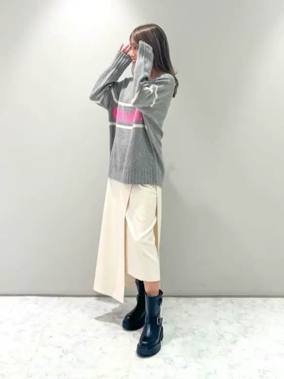 ORIGINATED IN GRACE CONTINENTAL yukimi yonee コーディネート画像