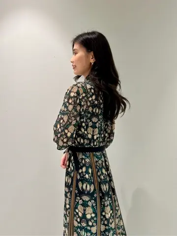 ORIGINATED IN GRACE CONTINENTAL 志田　悠 コーディネート画像