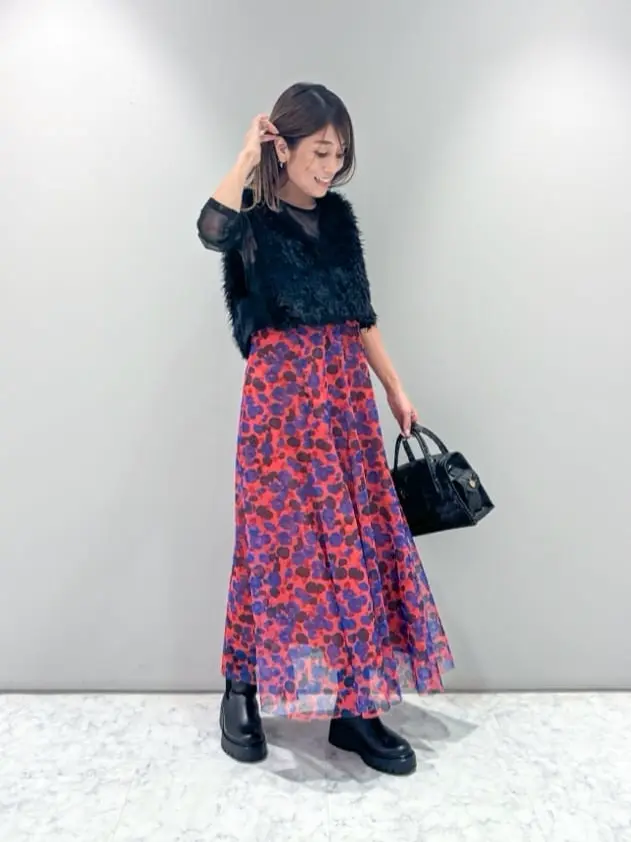 ORIGINATED IN GRACE CONTINENTAL yukimi yonee コーディネート画像