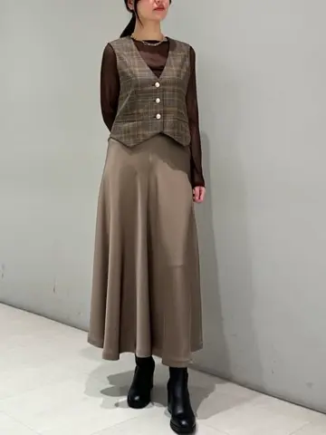 ORIGINATED IN GRACE CONTINENTAL 髙田　美衣 コーディネート画像