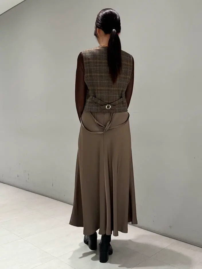 ORIGINATED IN GRACE CONTINENTAL 髙田　美衣 コーディネート画像