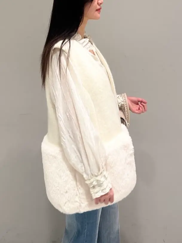 ORIGINATED IN GRACE CONTINENTAL 髙田　美衣 コーディネート画像