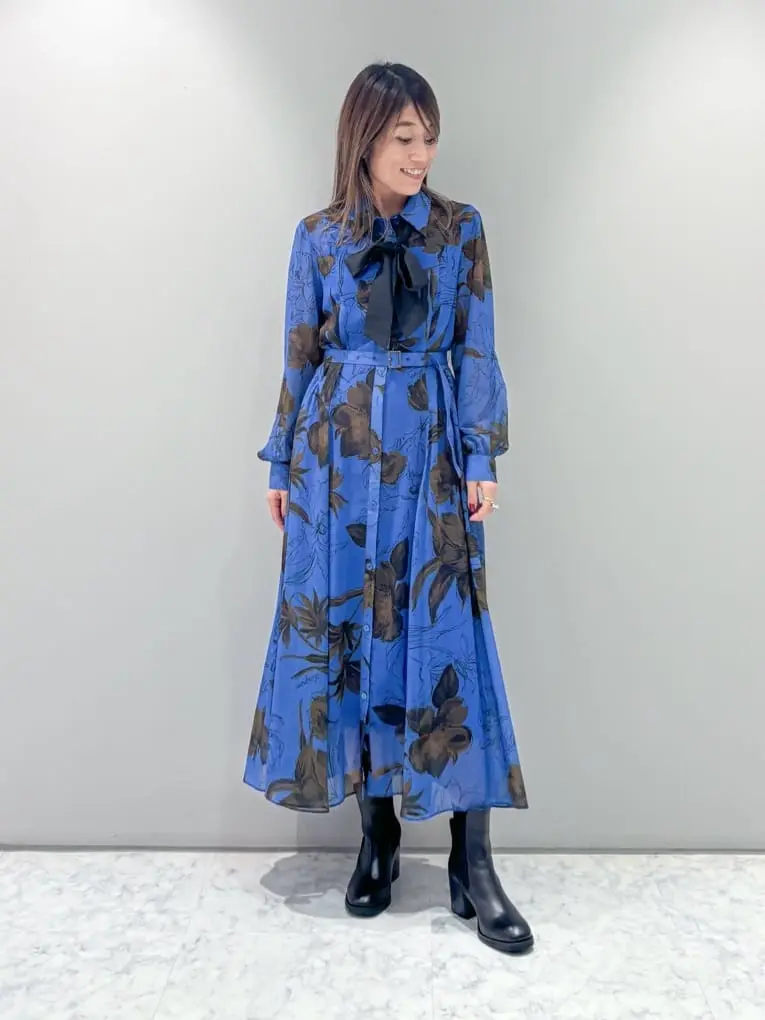 ORIGINATED IN GRACE CONTINENTAL yukimi yonee コーディネート画像