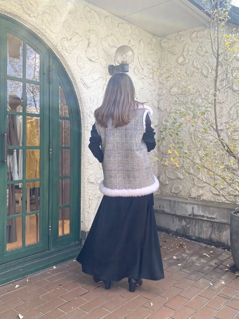 ORIGINATED IN GRACE CONTINENTAL yukimi yonee コーディネート画像