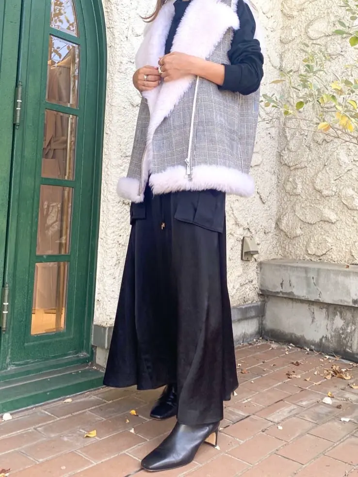 ORIGINATED IN GRACE CONTINENTAL yukimi yonee コーディネート画像