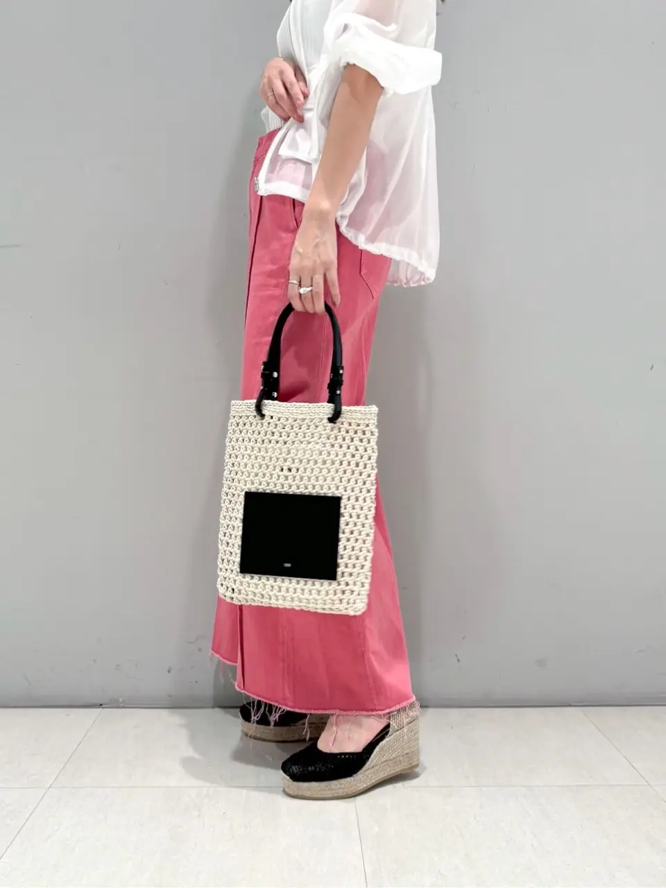 ORIGINATED IN GRACE CONTINENTAL yukimi yonee コーディネート画像