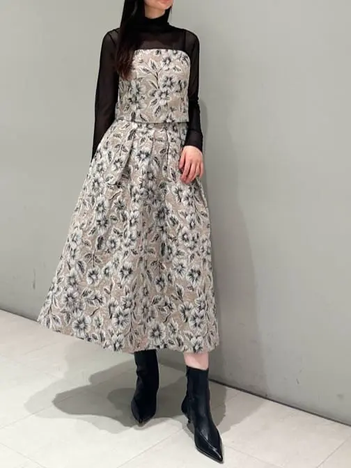 ORIGINATED IN GRACE CONTINENTAL 髙田　美衣 コーディネート画像