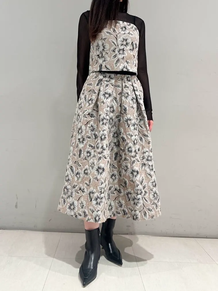 ORIGINATED IN GRACE CONTINENTAL 髙田　美衣 コーディネート画像