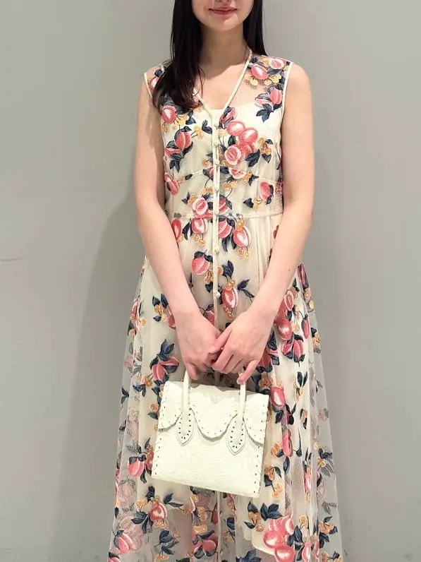 ORIGINATED IN GRACE CONTINENTAL 髙田　美衣 コーディネート画像