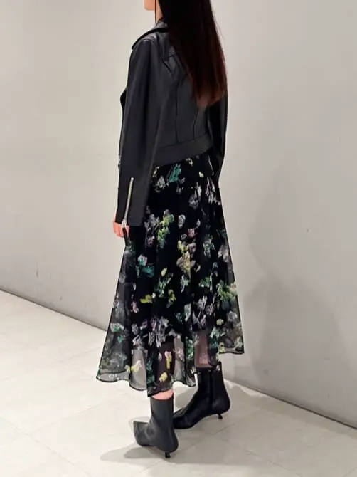 ORIGINATED IN GRACE CONTINENTAL 髙田　美衣 コーディネート画像